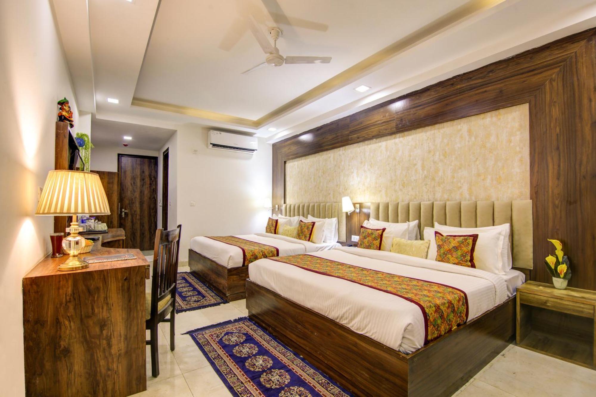 ניו דלהי Hotel The Prithvi Near Delhi Airport מראה חיצוני תמונה